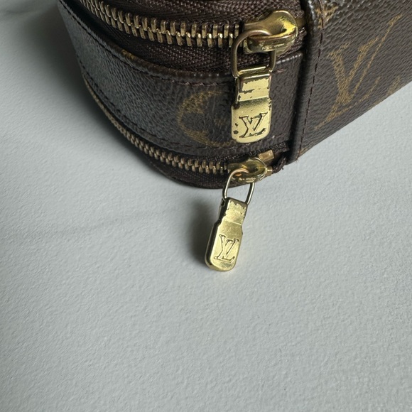 Louis Vuitton Monogram Trousse Blush MG Cosmetic Pouch bag-AUTHENTIC - Picture 5 of 16